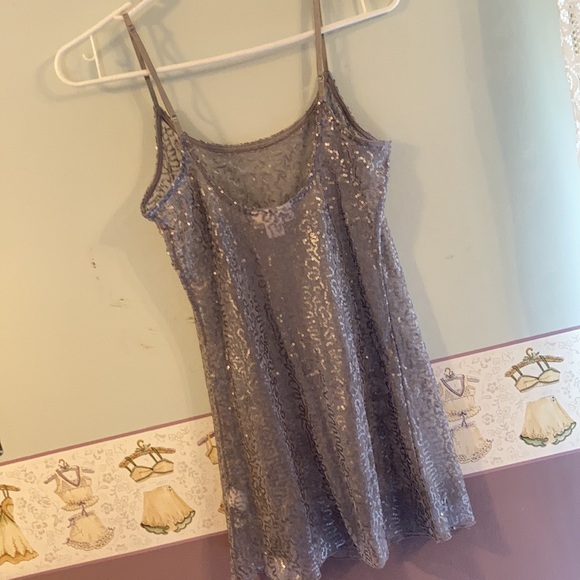 COPY - Sheer Grey Sequined tank top - Picture 4 of 6